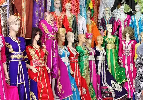 Moroccan Fashion: A Stunning Fusion of Tradition and Contemporary Elegance